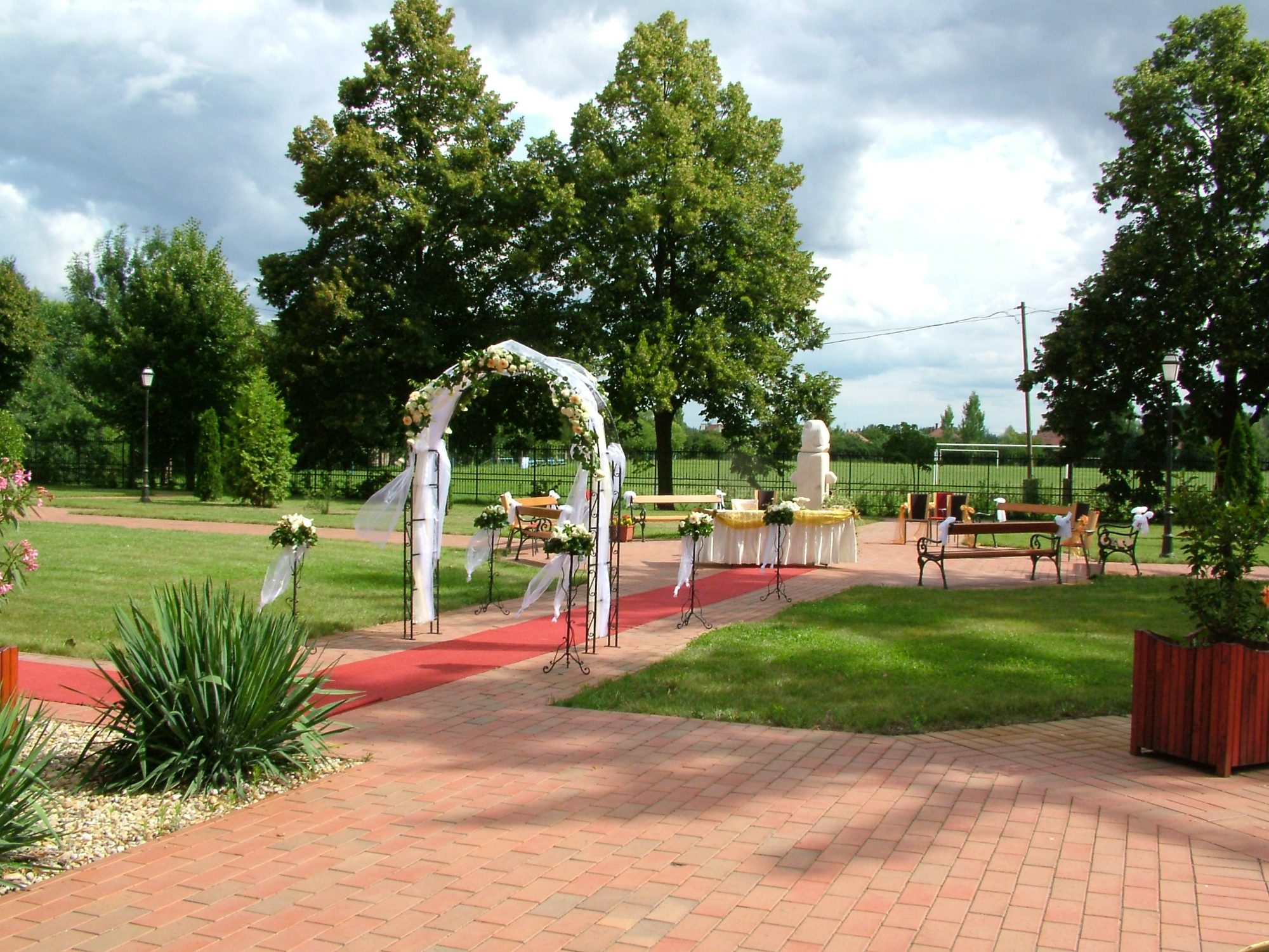 Wenckheim-Almásy-kastély — 13. fotó
