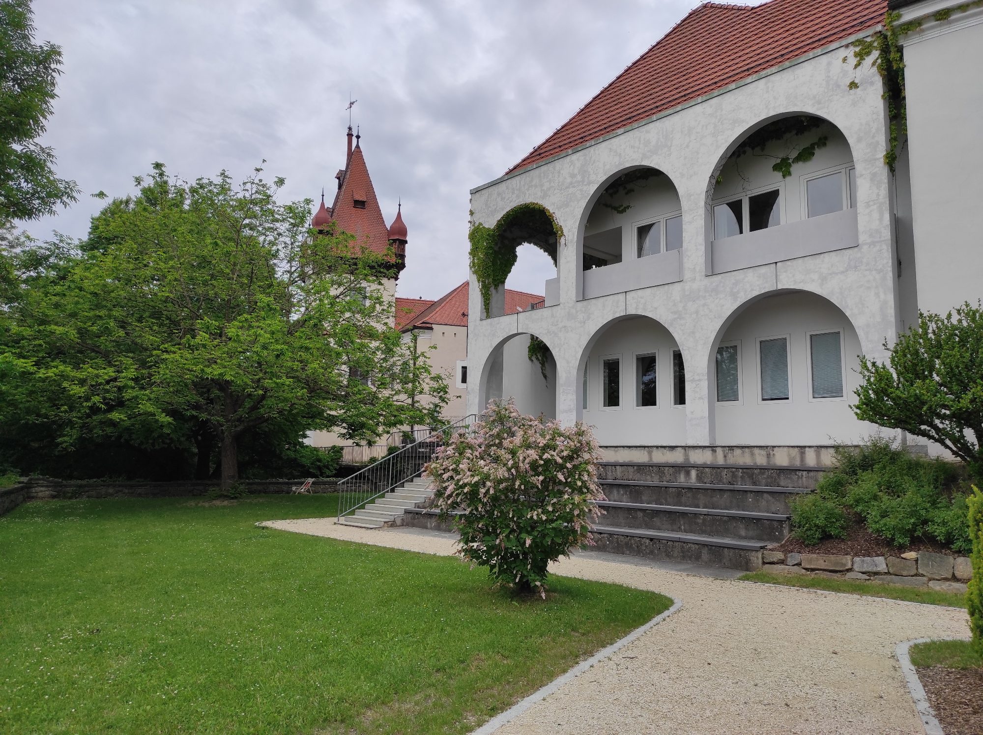 Schloss Hagenberg & Eiskeller & Zwinger