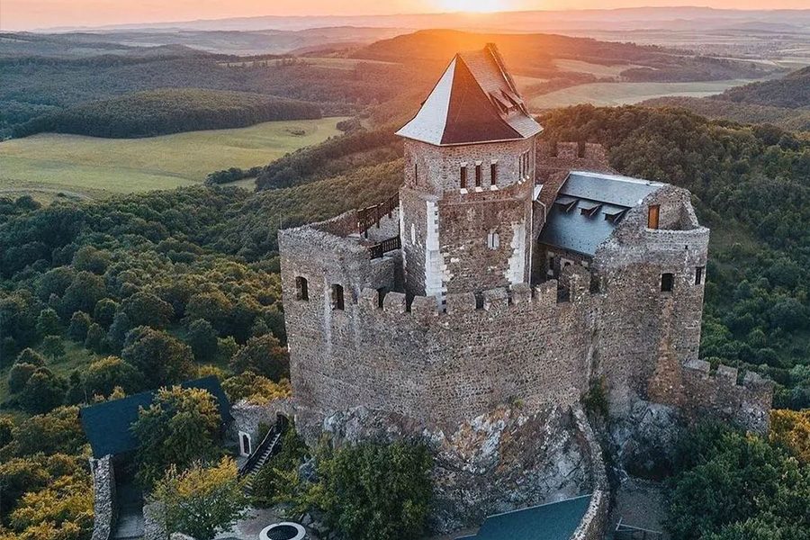 Hollókői vár — 1. fotó