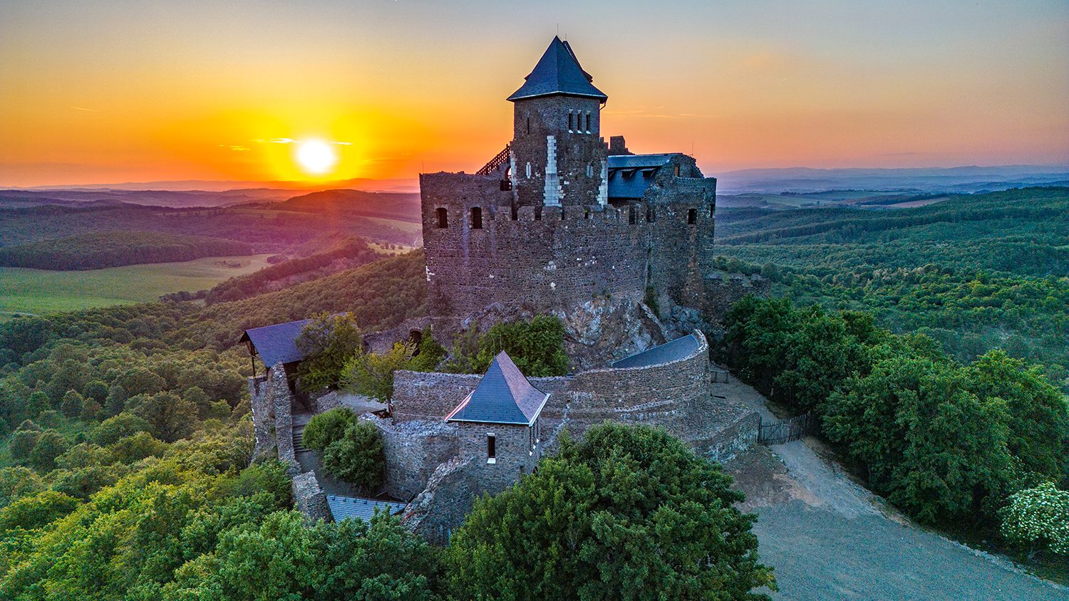 Hollókői vár — 2. fotó