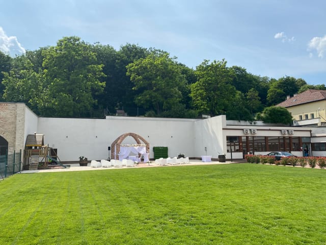 Boutique Hotel & Event Center