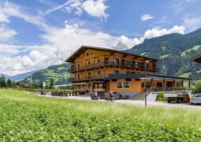 Hotel Sidan Restaurant & Pizzeria
