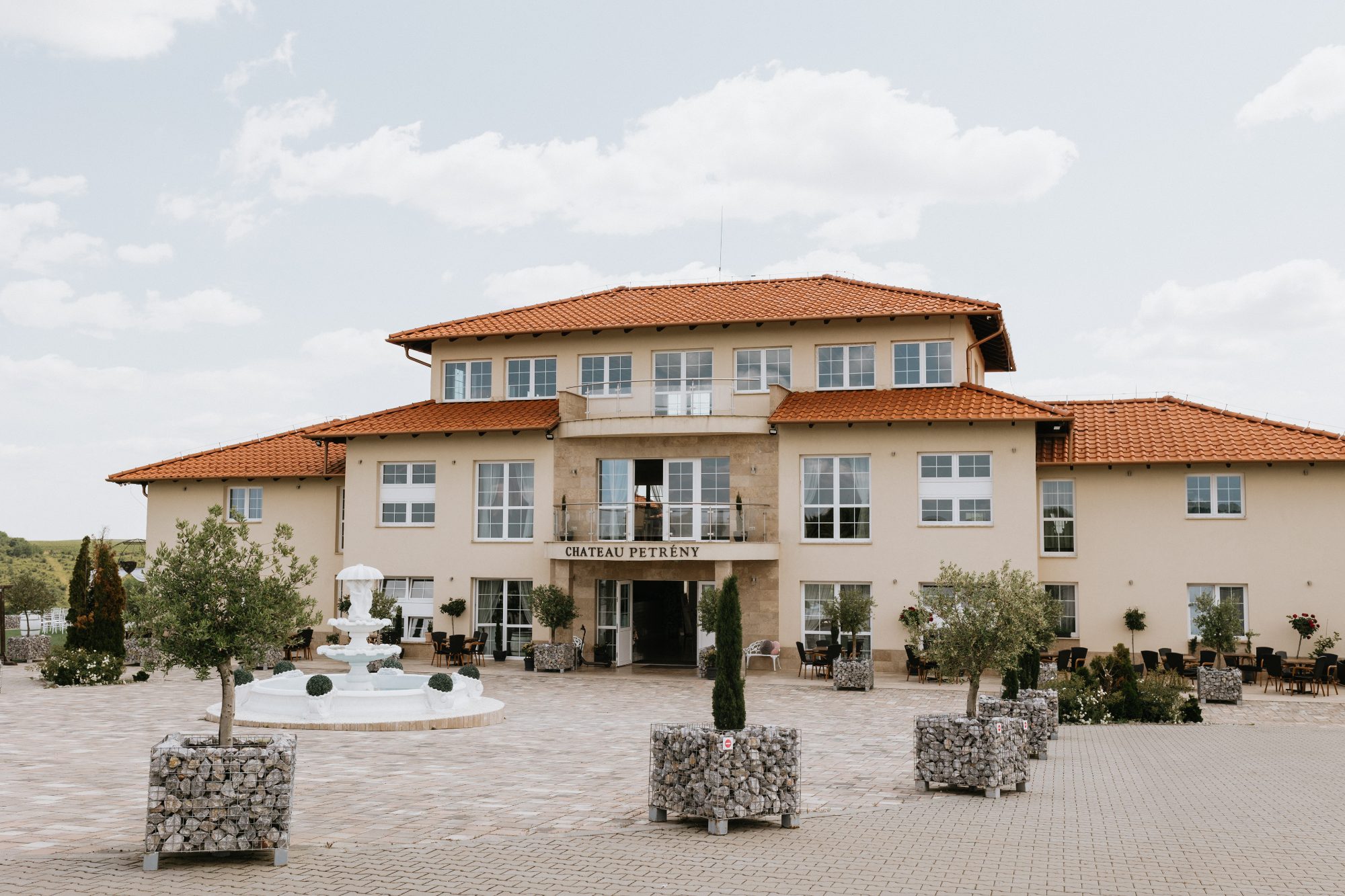 Chateau Petrény — 1. fotó