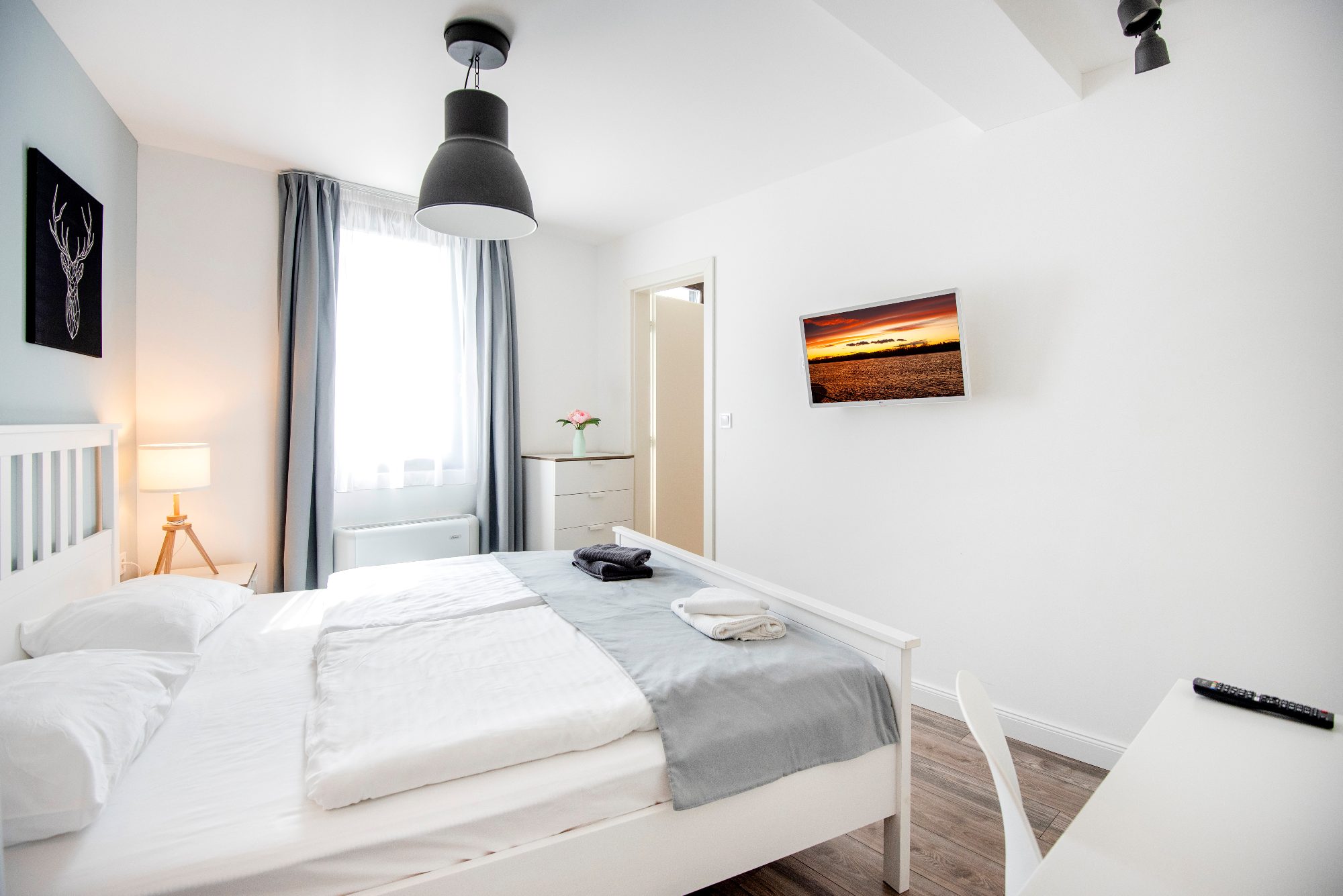 Kostel Panzió — 5. fotó